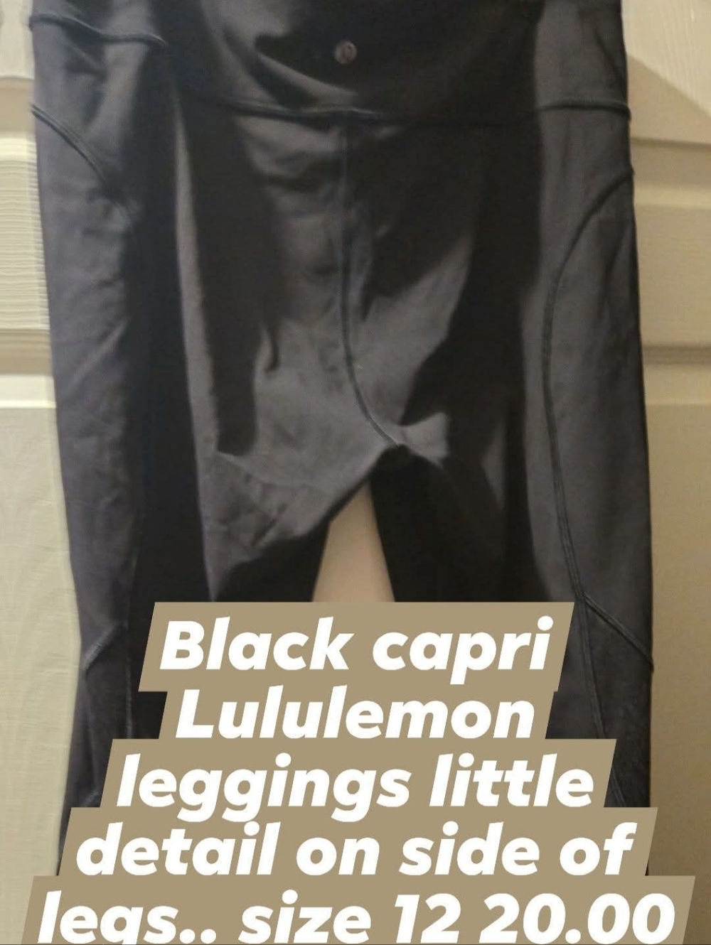 lululemon athletica  Black Capri Leggings..Detail On Side Of Leg Near The Bottom